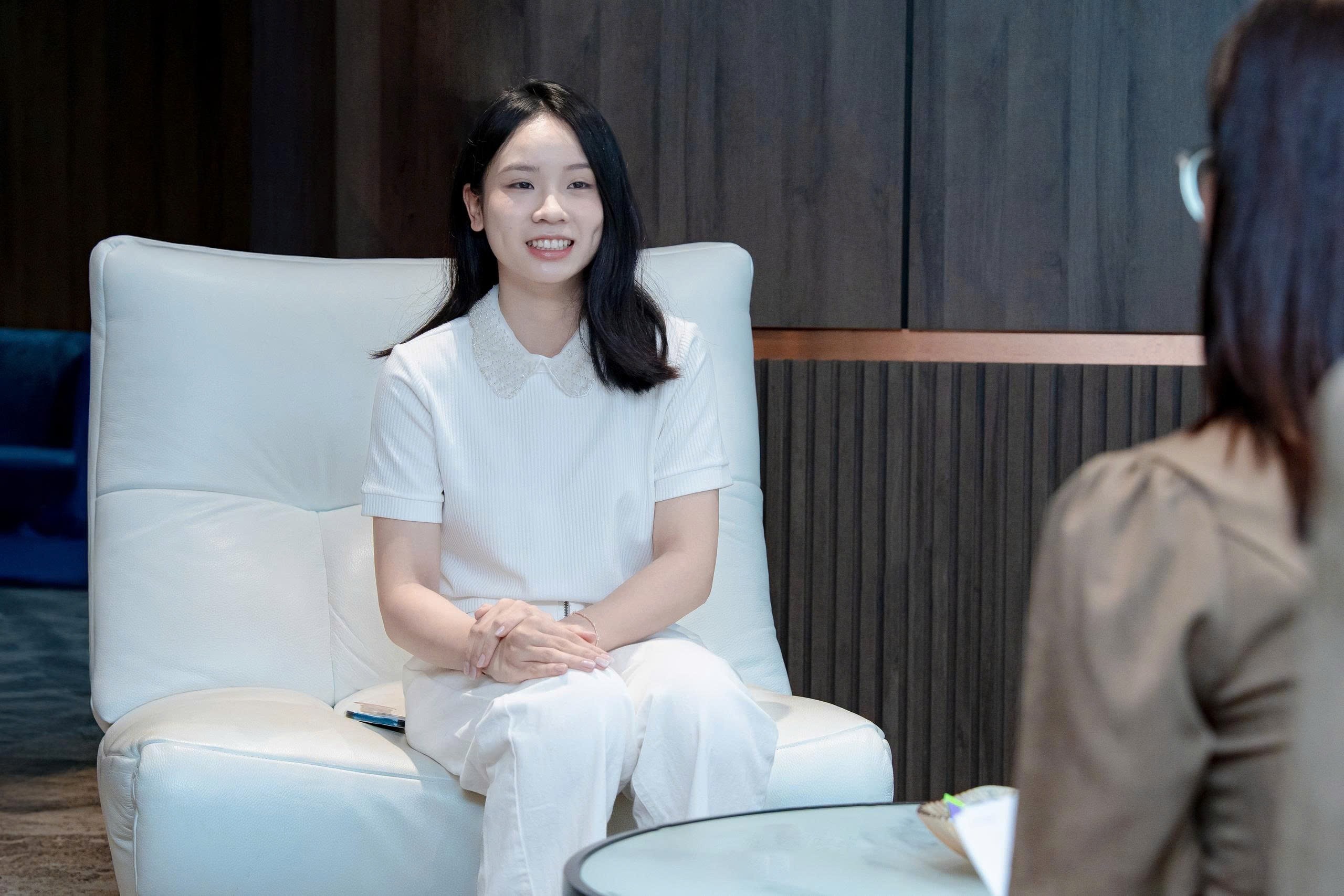 Khán giả đầu tiên trúng giải thưởng 200 triệu tiền mặt trong livestream của Sunshine Group nói gì?