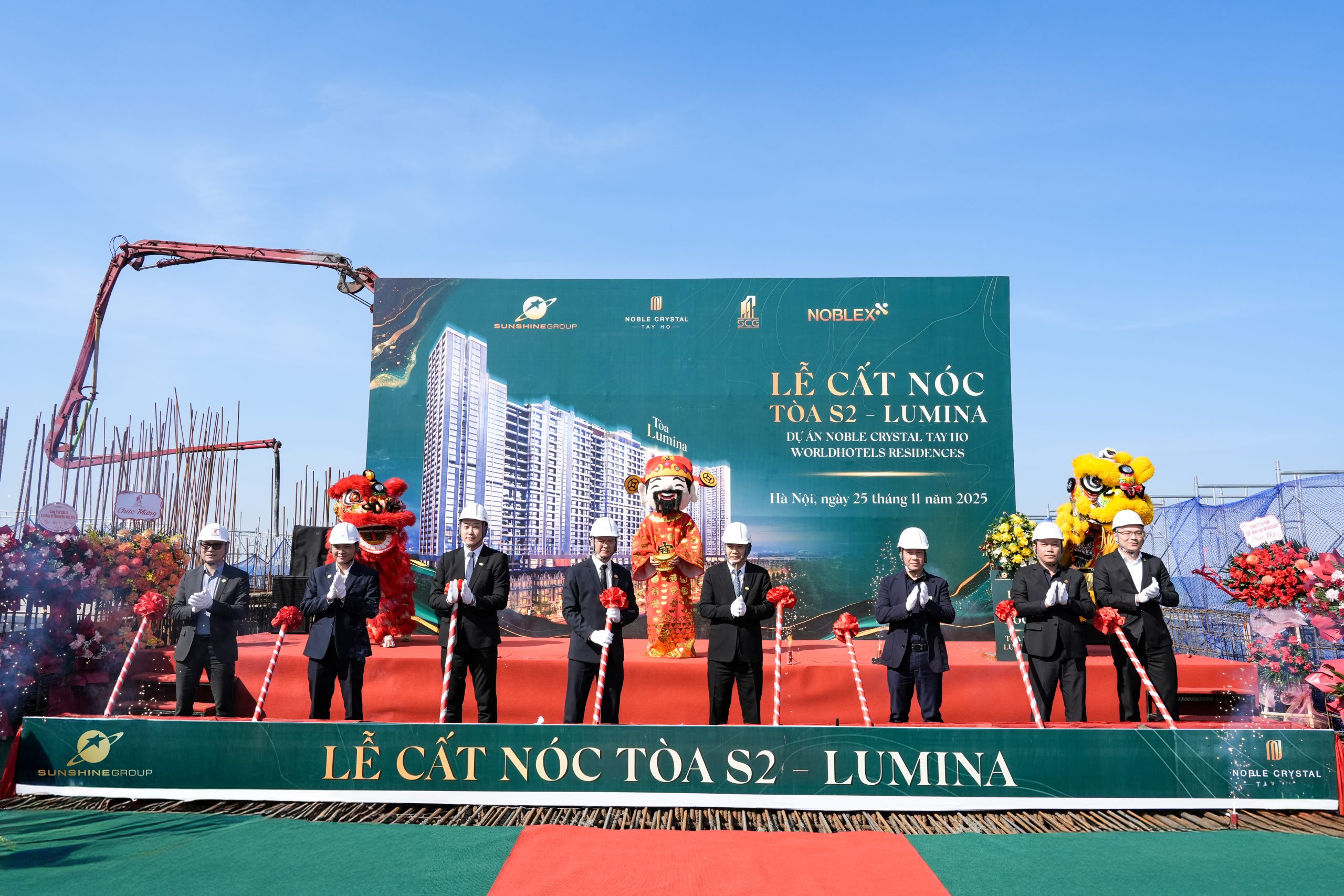 Cất nóc tòa S2 – Lumina tại Noble Crystal Tay Ho WorldHotels Residences – Dự án căn hộ hàng hiệu đầu tiên tại Ciputra